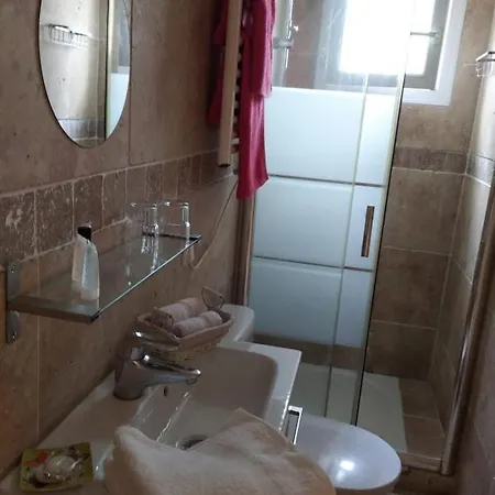 アパート Et Independants